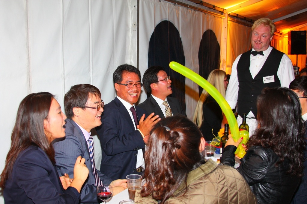 Comedy-Kellner Frankfurt Firmenfeier Betriebsfest